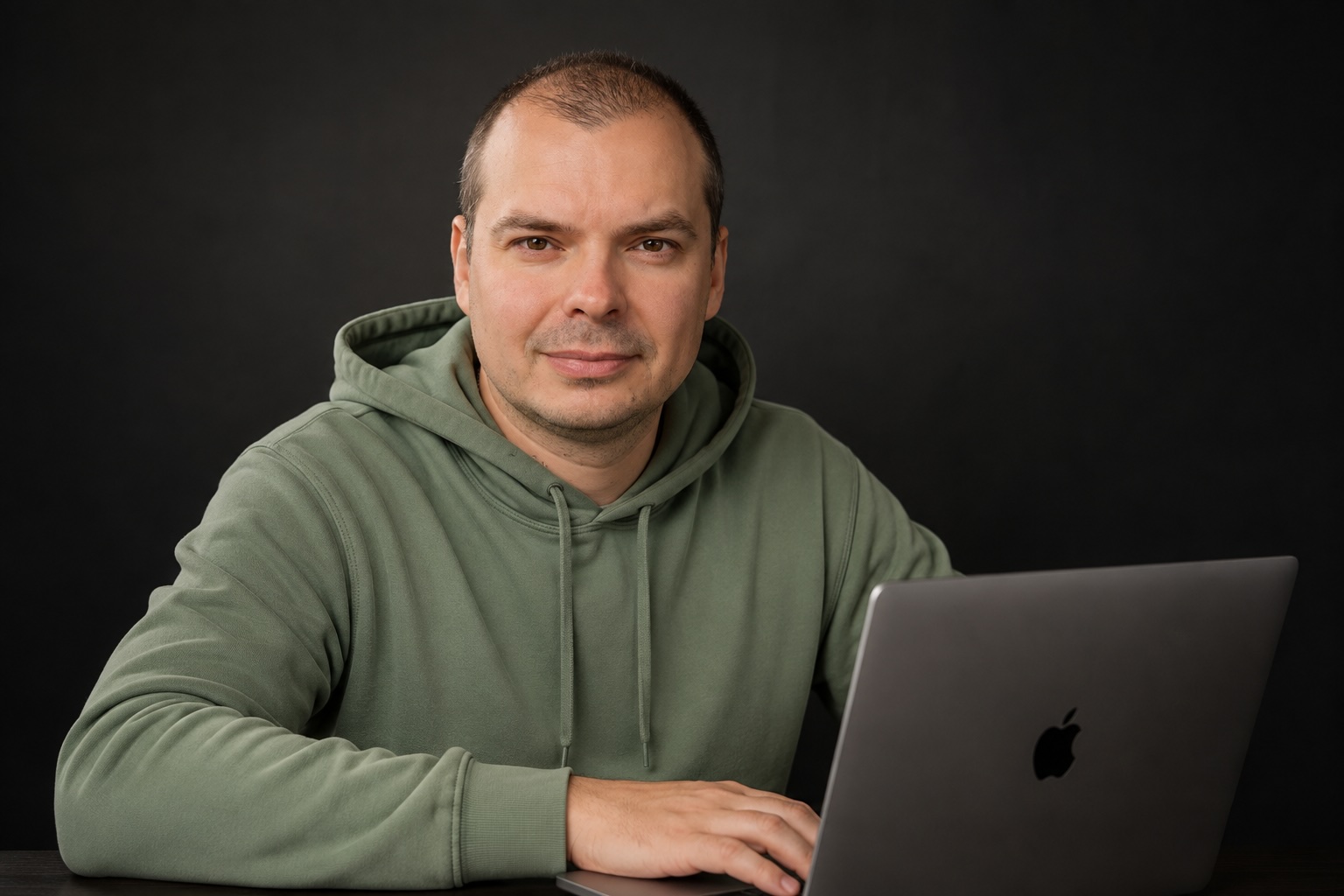 Александр Яковцев